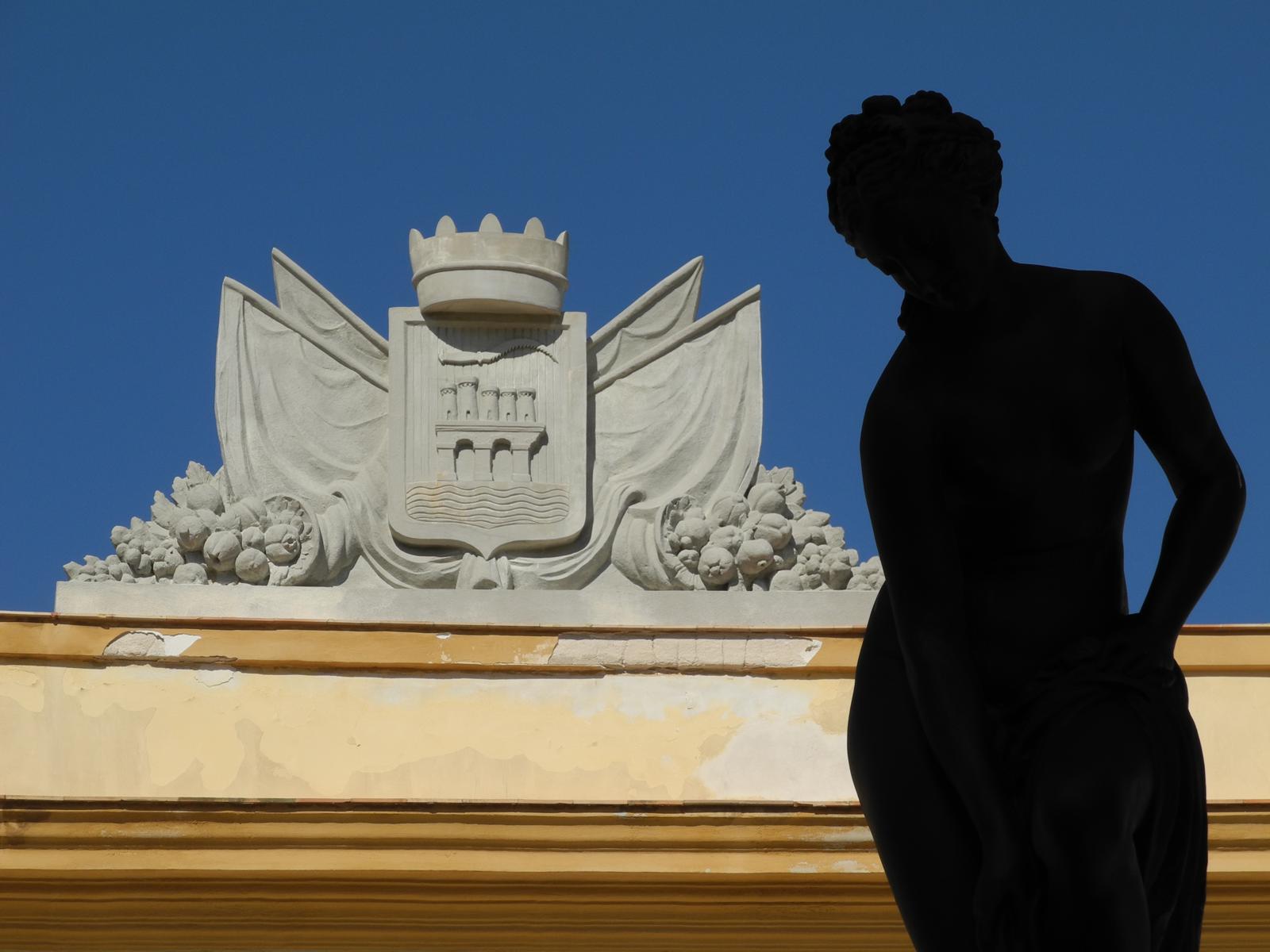 In Trapani the roads end. That's where you arrive.